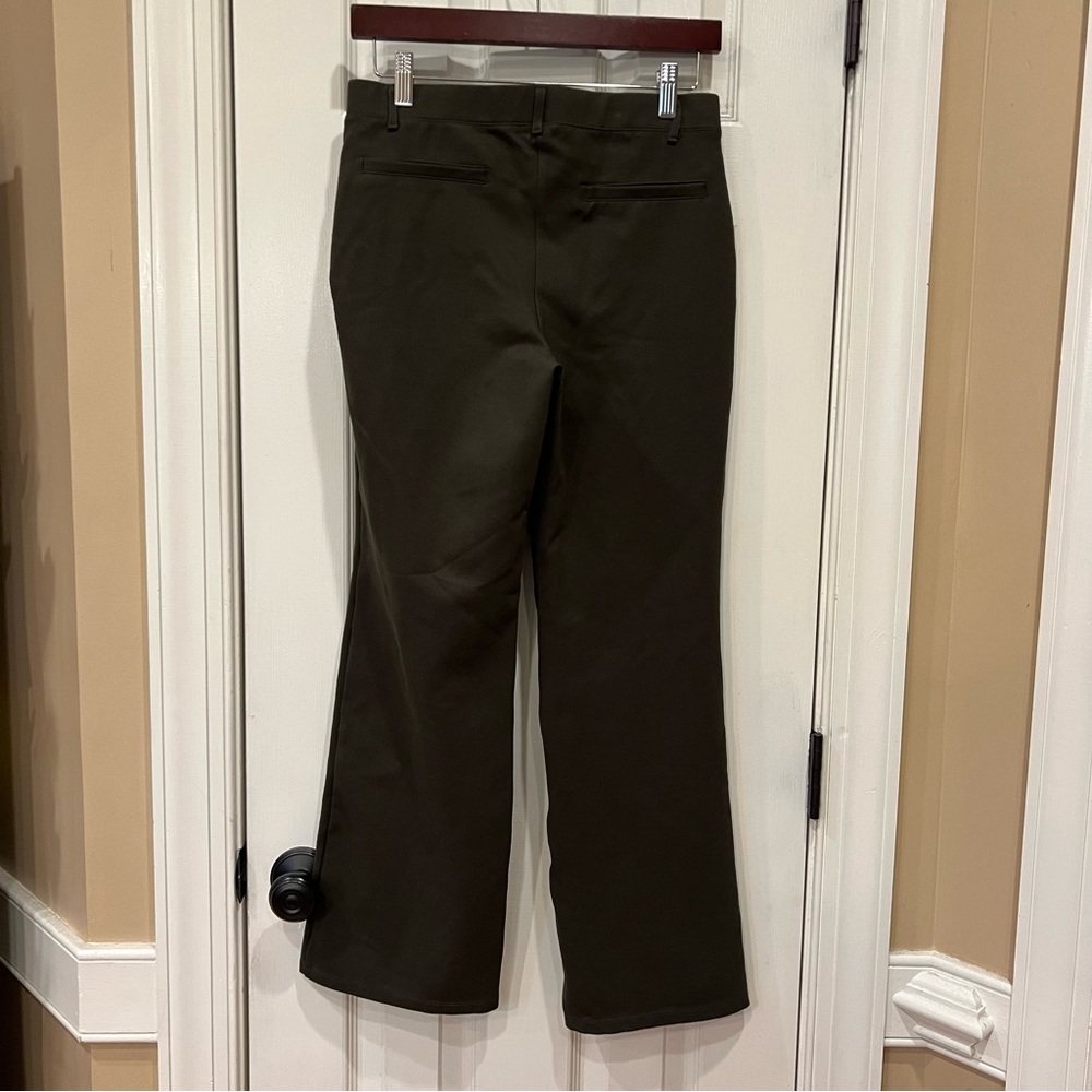 Like New Quince Ultra Stretch Ponte Bootcut Pants Olive Green Women’s M - Picture 8 of 11